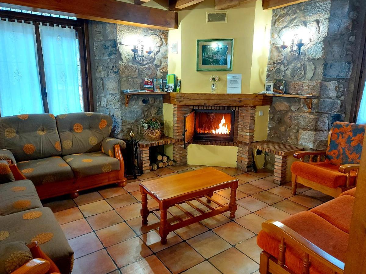 Gasthaus Casa Rural El Quemao Villoslada de Cameros Exterior foto